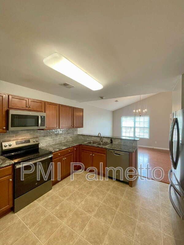Building Photo - 229 St Andrews Pl Dr