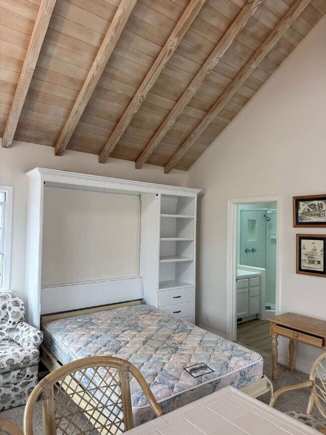 Foto del edificio - Unfurnished Studio Balboa Island