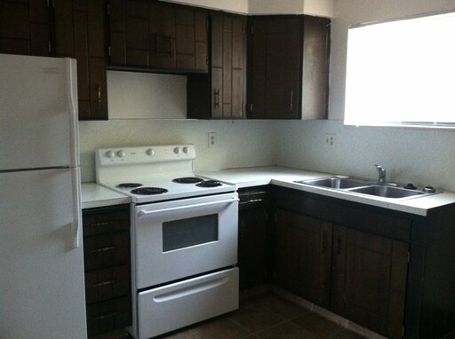 Foto del edificio - 195 Starcrest Dr