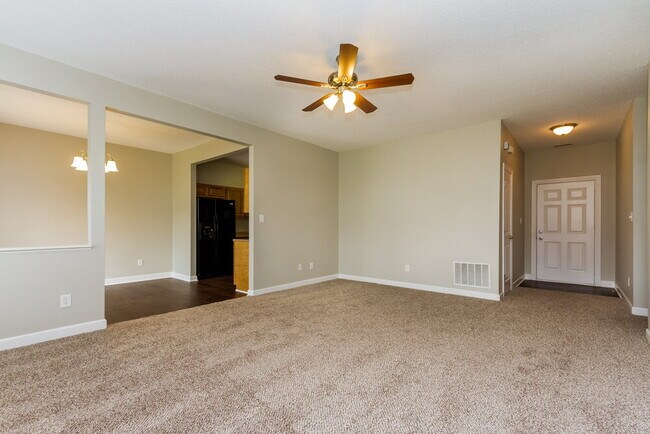 Foto del edificio - 9692 Stonewall Ln