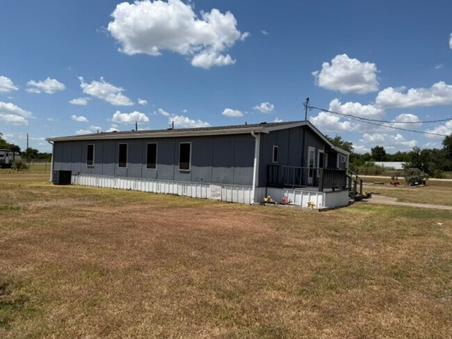 Foto del edificio - 8824 Old Marlin Rd