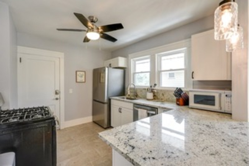 Foto principal - 2135 Renrock Rd