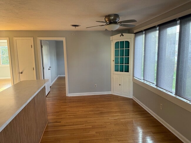 Building Photo - 30 Elmwood Park