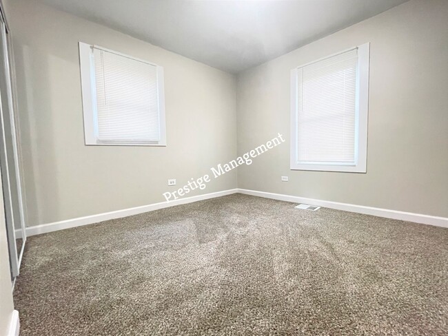 Building Photo - 3 Bed 1 Bath Home in Griffith