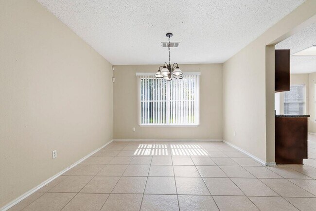 Foto del edificio - 1109 Bradbury Ln