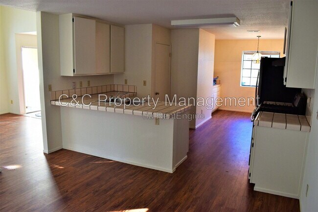Building Photo - 1026 Olympic Ln