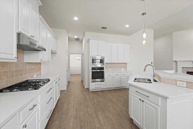 Foto del edificio - 8908 Red Oaks Dr