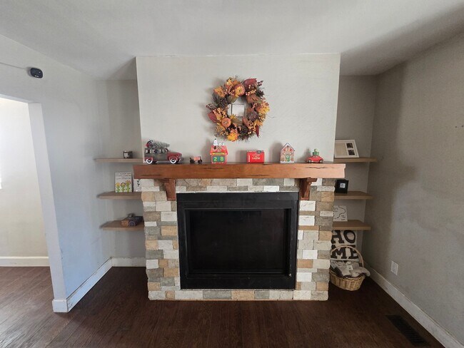 Foto del edificio - 13545 Homestead Rd