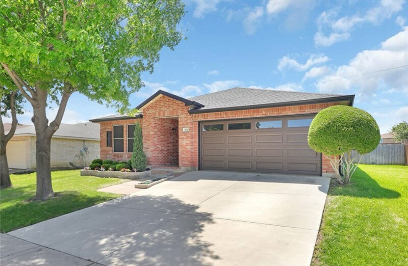 Foto principal - 700 Harris Ridge Dr