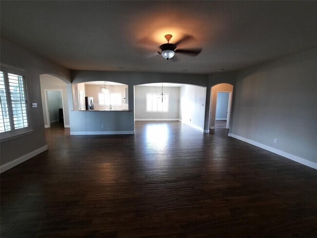 Building Photo - 3697 Juniper Hills Dr