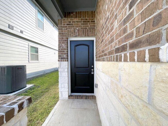 Foto del edificio - 15534 Bollardpoint Ln