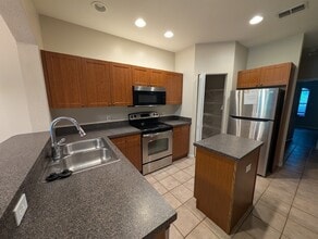 Building Photo - 2173 Tuscany Trace