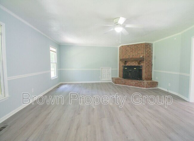 Foto del edificio - 1316 Middle Rd