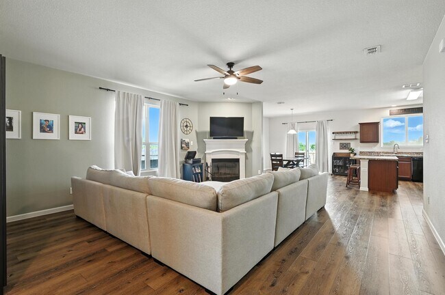 Foto del edificio - 10525 Wild Meadow Way