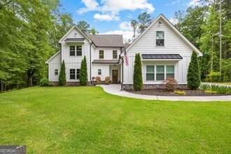 Building Photo - 150 Handshaker Ct