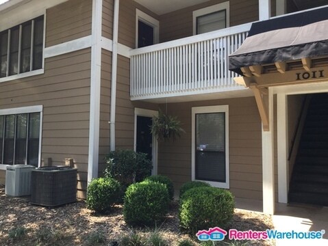 Foto principal - 1011 Summit North Dr NE