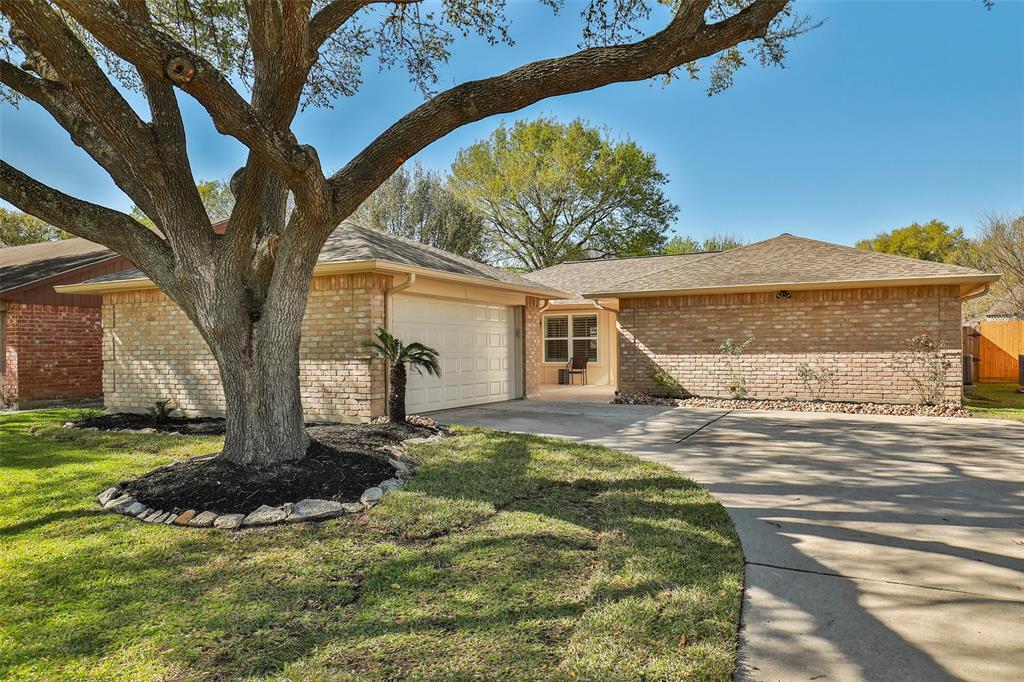 Primary Photo - 14206 Sylvia Dr