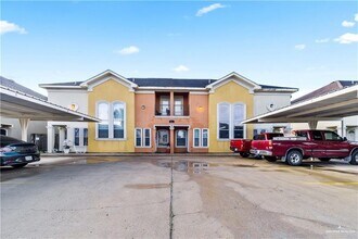 Building Photo - 20 West Dr