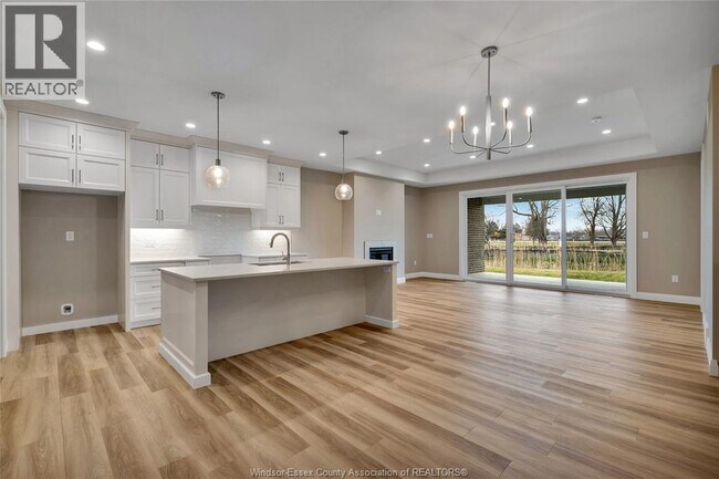 Photo du bâtiment - 195 BOIS BLANC BOULEVARD