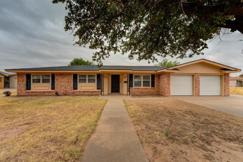 Foto principal - 1506 E 2nd St