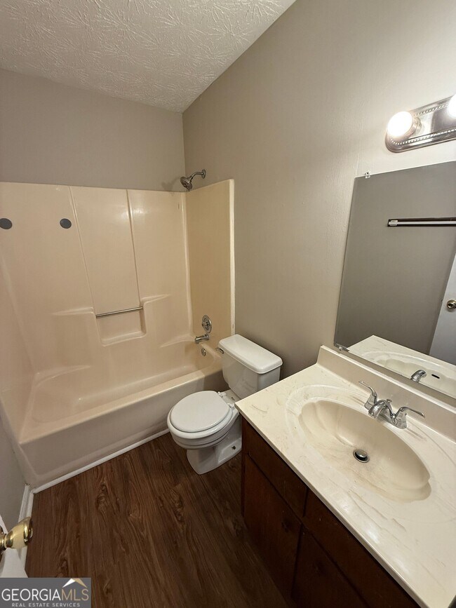 Foto del edificio - 110 St Andrews Ct