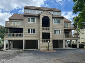 Building Photo - 1771 Harborage Dr SW