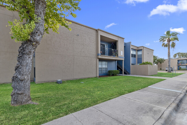 Building Photo - Oso Bay Apartments