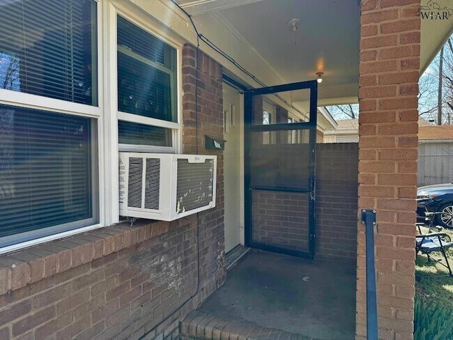 Foto del edificio - 104 Ave G