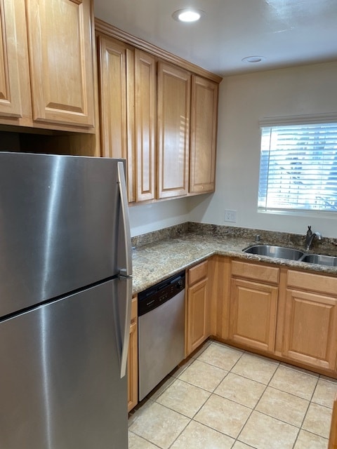 Foto del edificio - 3416 Front St