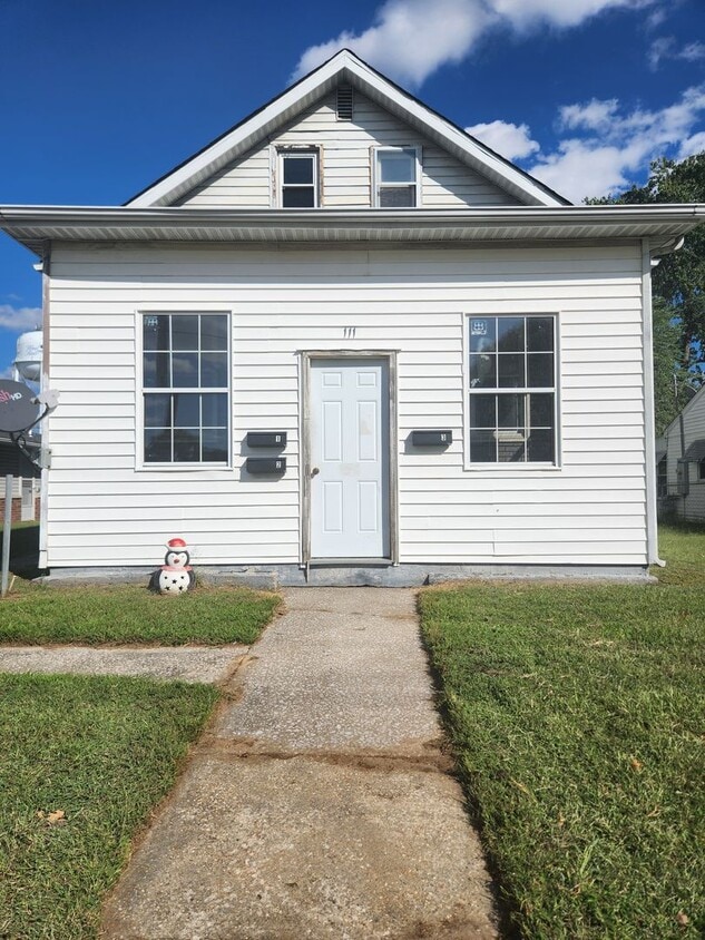 Primary Photo - 111 S 13th St