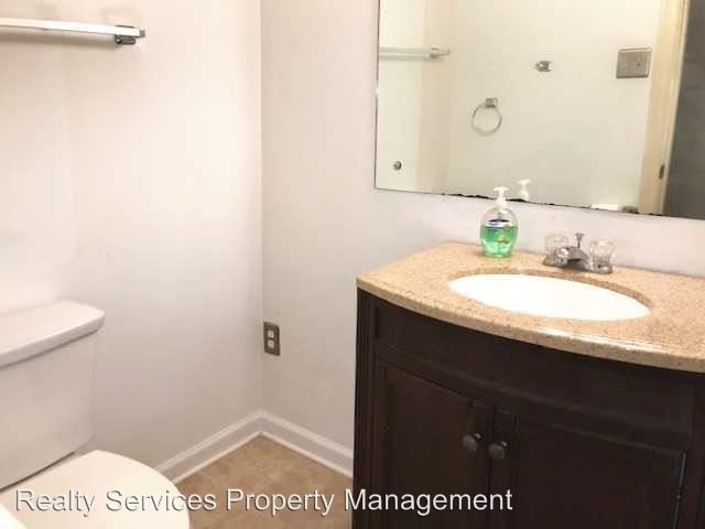 Building Photo - 3 br, 1 bath House - 891 Cedar Tree Rd