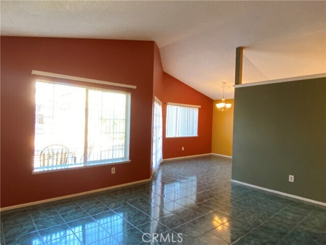 Foto del edificio - 24312 Fitz St