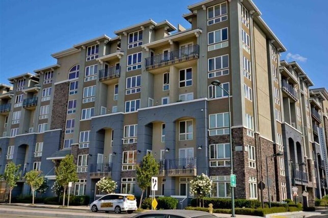 Primary Photo - Luxury Condo 2 BED 2 BA at Dublin Elan - W...