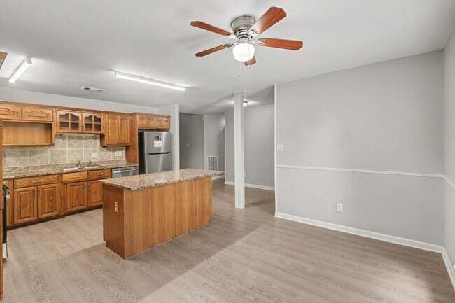Building Photo - 5311 Enchanted Mist Dr