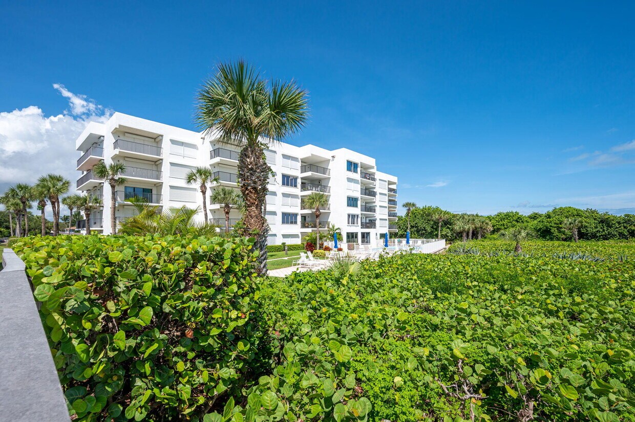 1700 Ocean Dr Unit 204v, Vero Beach, FL 32963 Condo for Rent in Vero