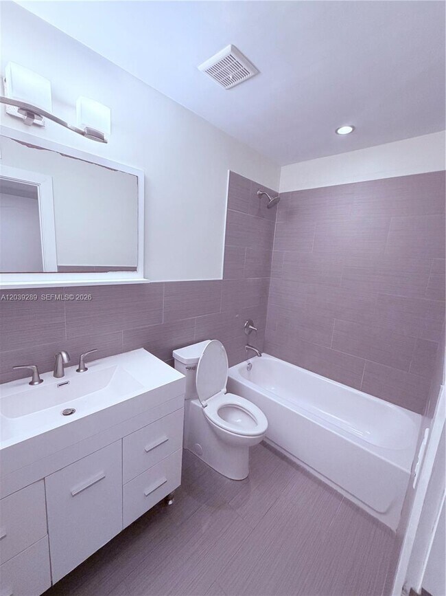 Foto del edificio - 13872 SW 90th Ave