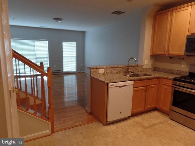Building Photo - 6285 Aster Haven Cir