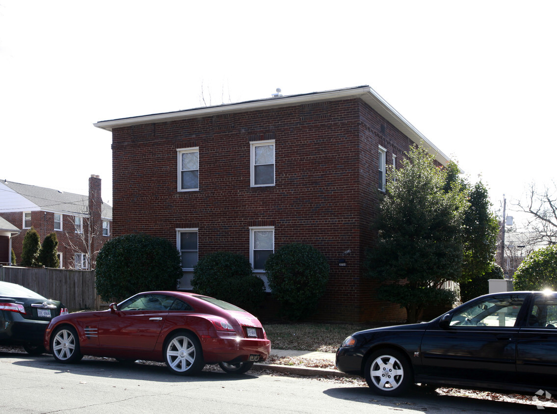 Building Photo - 3710 N 7th St