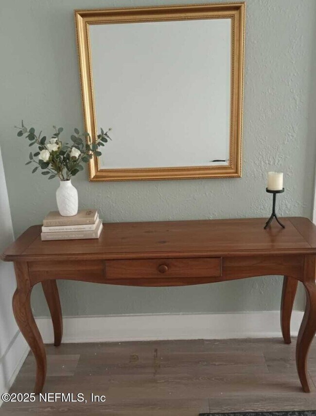 Foto del edificio - 1461 W 5th St