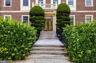 Building Photo - 3507 N Charles St