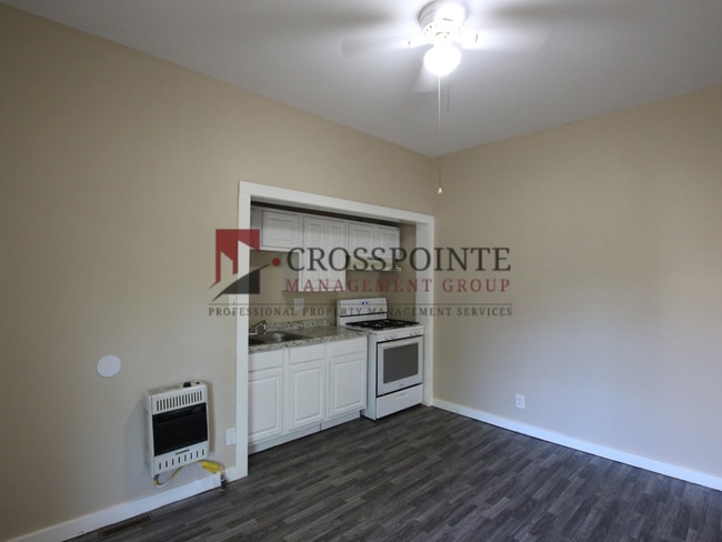 Building Photo - Available! 1 Bedroom, 1 Bath in Tyler!