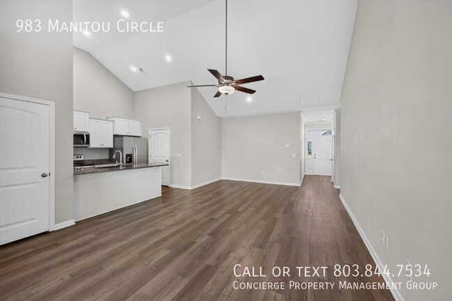 Building Photo - 983 Manitou Cir