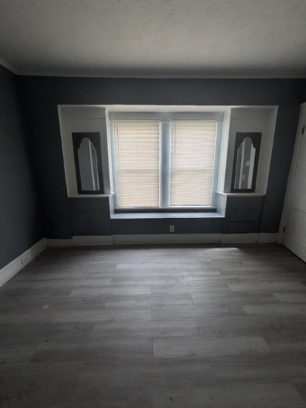 Building Photo - 4169 E 116th St