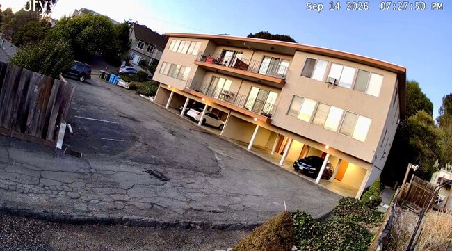 Building Photo - 110 Hilborn St