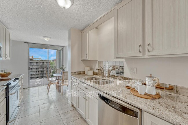 Photo - 4800 E Hale Pkwy Apartment