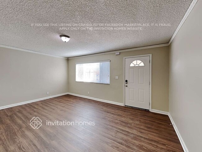 Building Photo - 13515 Raven St