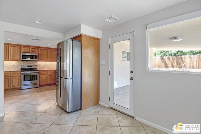 Building Photo - 71683 Mirage Rd