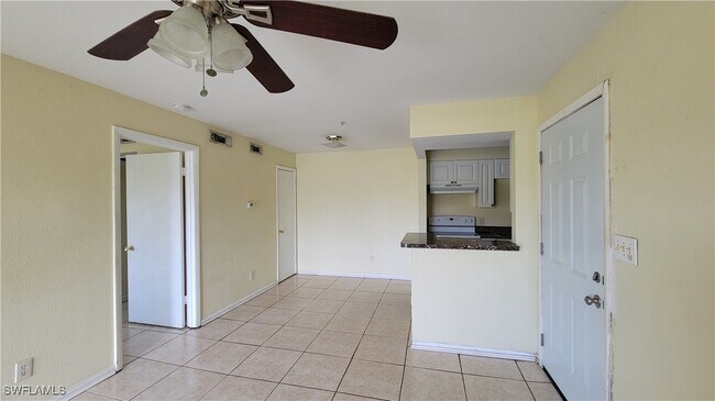 Foto del edificio - 2937 Winkler Ave