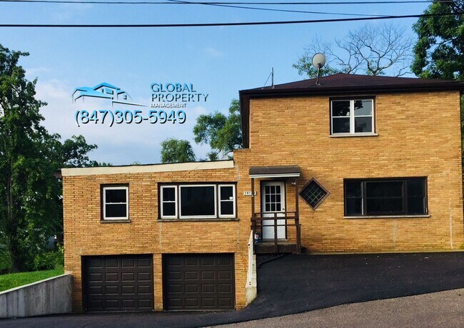 Foto del edificio - 26179 Riverview Dr