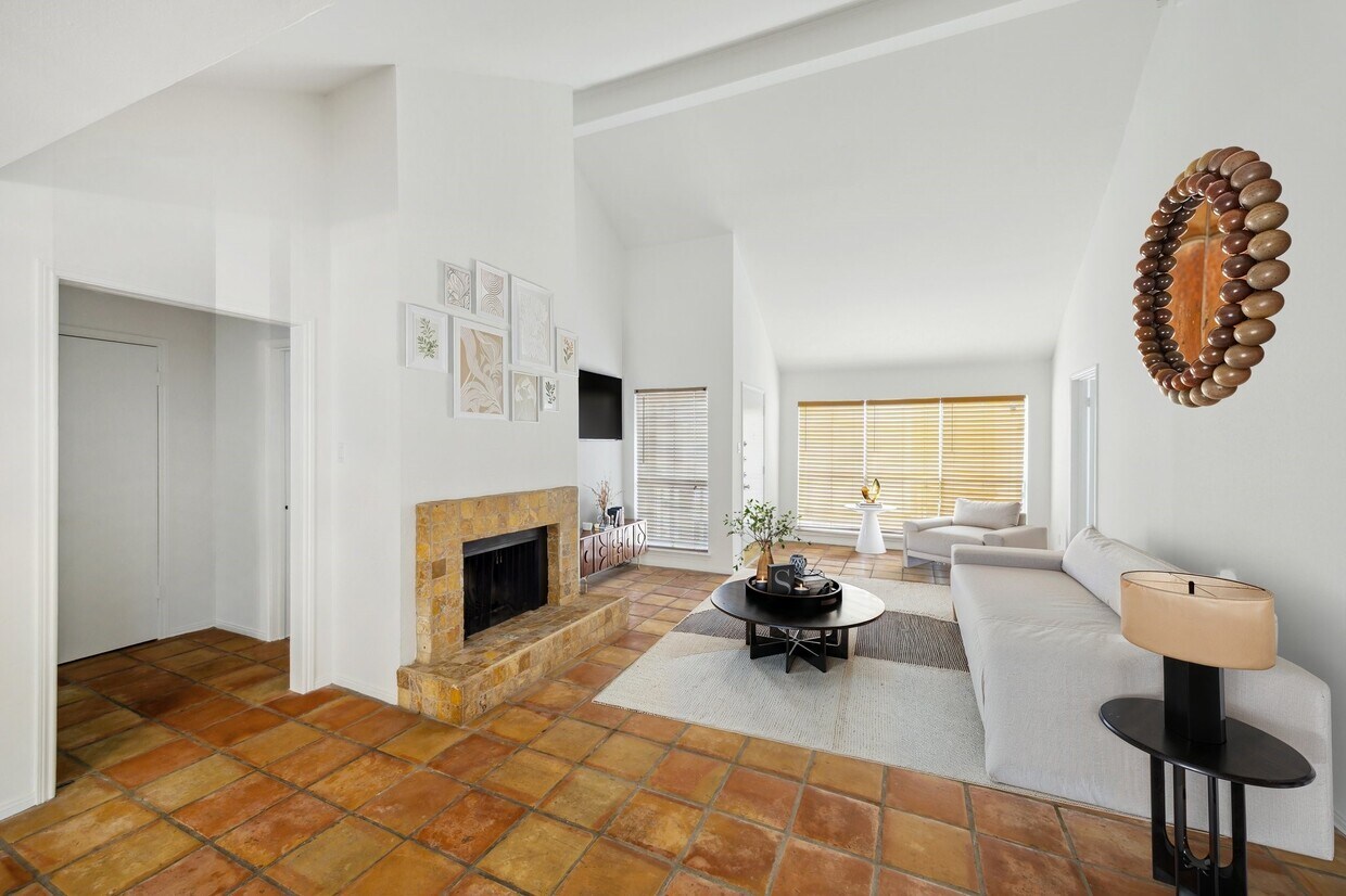 Foto principal - 2100 Tanglewilde St